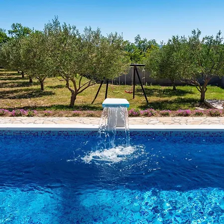 My Dalmatia - Maria With Private Swimming Pool Ferienhaus