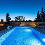 My Dalmatia - Maria With Private Swimming Pool *