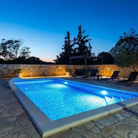 My Dalmatia - Maria With Private Swimming Pool * Kakma