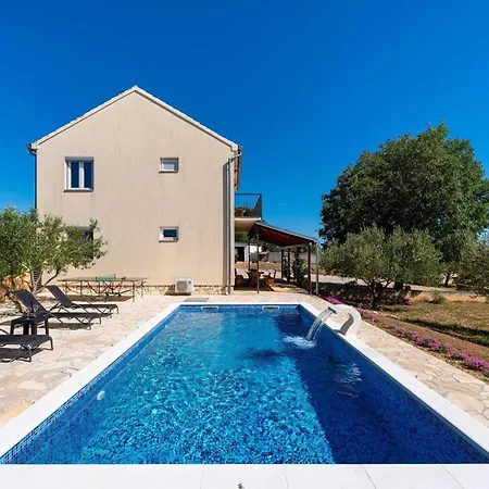 My Dalmatia - Maria With Private Swimming Pool * Kakma