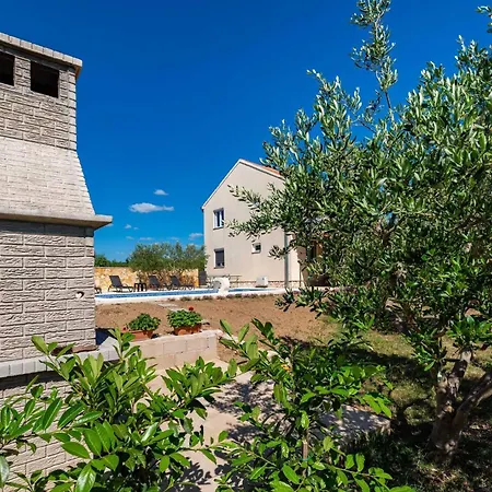 My Dalmatia - Maria With Private Swimming Pool Casa de Férias *