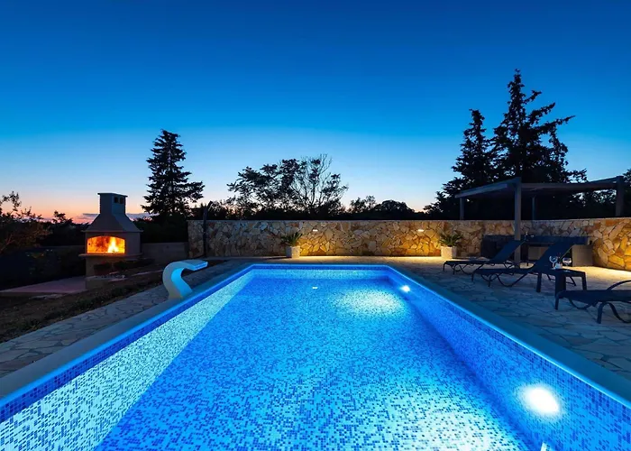 My Dalmatia - Maria With Private Swimming Pool *